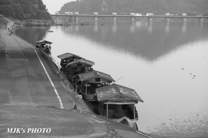 ukaibune2323.jpg